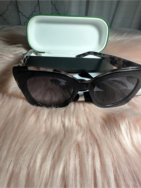 kate spade Accessories - Kate Spade New York Marigold/S Cat-Eye
Sunglasses.
